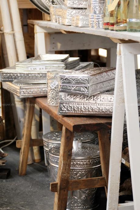 Bali Styling silberne Kisten mit Boho-Muster auf der Woonbeurs in Amsterdam