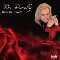 Pia Vanelly - Du Fesselst Mich