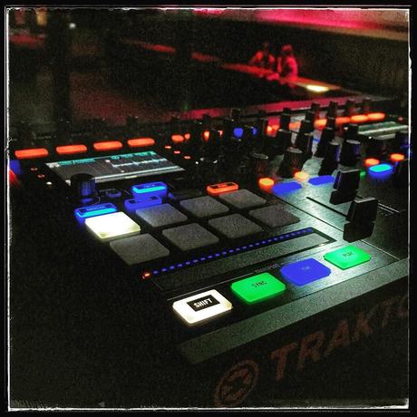 Traktor Controller S5