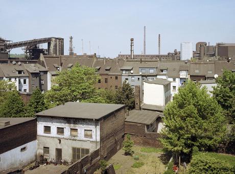 Wandel und Abriss in Duisburg-Bruckhausen (Foto: © Bettina Steinacker)