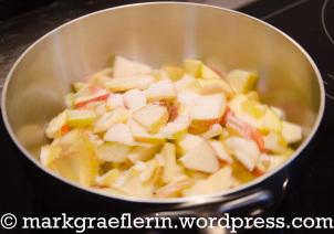 Kochen mit Martina und Moritz: Saftige Möhrentorte -glutenfrei- mit Apfelcoulis