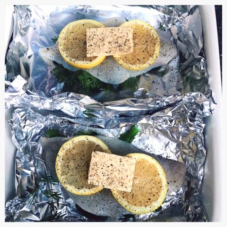Fischfilet mit Broccoli in Alufolienpäckchen