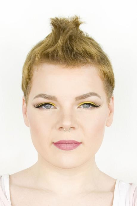 MAC Chrome Yellow facefront