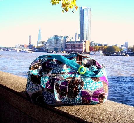 Gigantic African Little Holiday Bag goes London