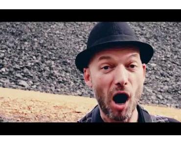 The Busters – Ca Plane Pour Moi (French Toast) (Official Video)