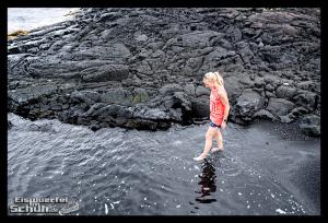EISWUERFELIMSCHUH - Hawaii Big Island Black Beach Coconuts Turtle (45)
