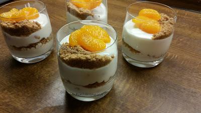 Mandarin-Orangen-Quark-Creme mit Spekulatius