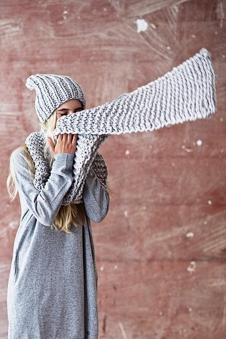 DIY chunky scarf and beanie knit kit, Strickkit für Schal und Mütze