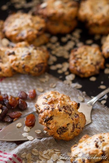 Haferflocken-Schoko-Cookies mit Mandeln (8 von 8)