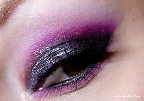 Black & Purple Edgy Holiday Makeup Look - Blogparade #wannabelike Jaclyn Hill Eye Makeup AMU