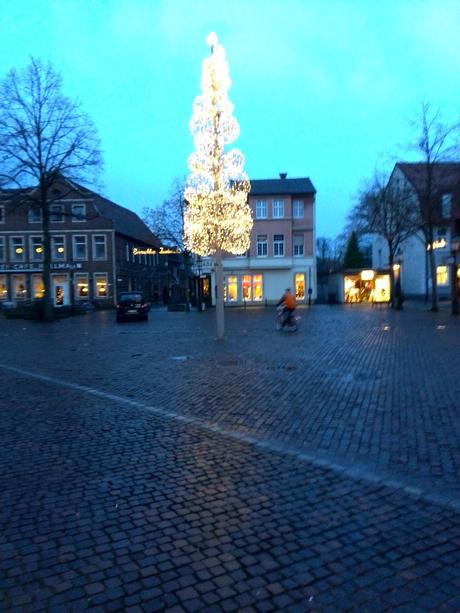 Der Techno-Weihnachtsbaum von Lüdinghausen