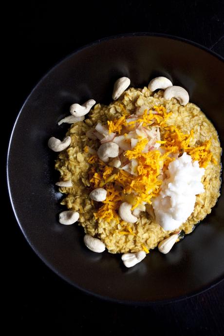 Sind Superfoods ein reiner Marketing Gag? Jein & ein Rezept für Kurkuma Porridge gibts auch gleich.