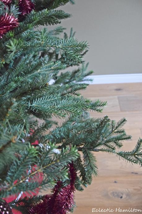 Mein künstlicher Weihnachtsbaum - wie werden 4 Meter eigentlich aufgebaut und sieht der wirklich echt aus?
