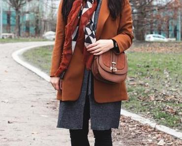 Winteroutfit mit Zara Weste, Topshop Jamie Jeans und Slippern