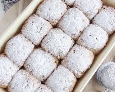 Hefe Buchteln a la Weihnachts Stollen mit Marzipan Sauce