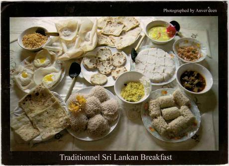 Postkarte von Erika: Traditionelles Frühstück in Sri Lanka.