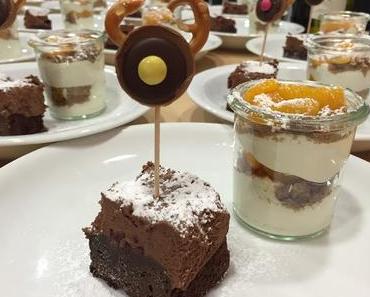 Schokomousse-Brownie mit Kirschen und Spekulatiuscreme mit Mandarinen