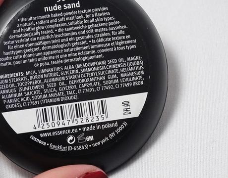 essence Pure Nude Powder ‘nude sand’–oder: das erste Mal nicht das hellste Puder kaufen.