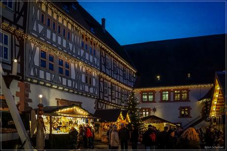 Unterwegs auf dem Weihnachtsmarkt in Michelstadt