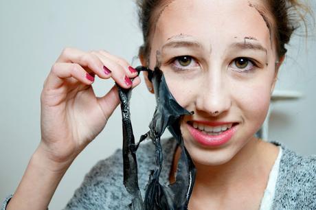 Eine faszinierende Gesichtsmaske ! Eine faszinierende Gesichtsmaske !