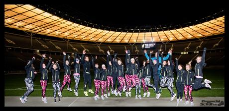 EISWUERFELIMSCHUH - NIKE BERLIN Womens Run Kick Off Olympiastadion (60)