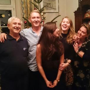 Wir schlemmen uns ins neue Jahr! Mousse au chocolat mit Spekulatiushäubchen