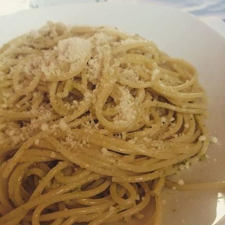 Spaghetti mit Basilikum Pesto