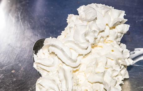 Kuriose Feiertage- 5. Januar- Tag der Schlagsahne in den USA – der amerikanische National Whipped Cream Day (c) 2015 Sven Giese-1