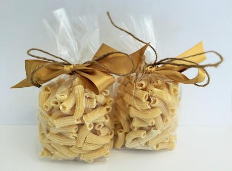 Geschenke aus der Küche: Selbstgemachte Pasta hübsch verpackt