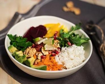 Vegane Super Food Bowl mit Reis