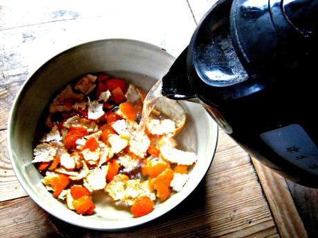 creadienstag - Mandarinen bzw. Orangen Bügelwasser - (ein wenig altbacken-ich gebe es zu) selbst gemacht