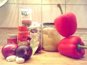 Szegediner Gulasch (vegan) Szegediner Gulasch Zutaten