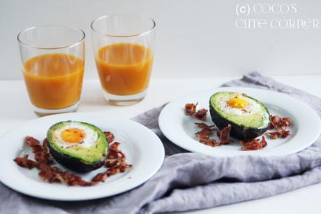 Avocado mit Spiegelei aus dem Ofen - mal wieder etwas zum Frühstück