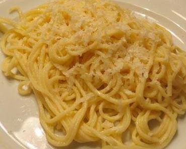 Spaghetti mit Trüffelöl und Parmesan