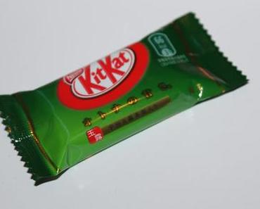 Gekostet: Nestle Kitkat Matcha Green Tea ... grüner Tee als Süßigkeit?