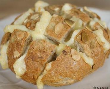 Geschmolzener Käse: Zupfbrötchen mit Raclettekäse