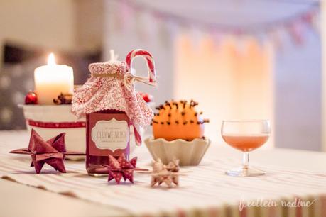 Adventskalender Türchen Nr. 9: Rezept für herrlich würzigen Glühweinlikör + Free Printable