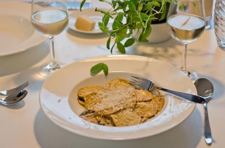 Leckere Selbstgemachte Ravioli mit der neuen KitchenAid und dem Pastaaufsatz