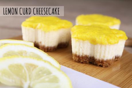 Lemon Curd Cheesecake Muffins