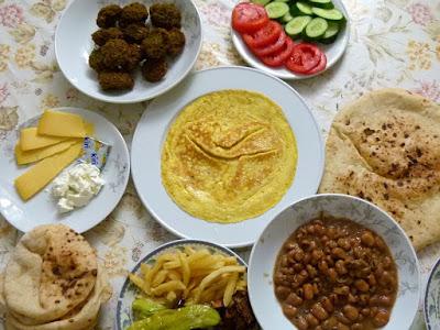 Menüvorschlag: Ägyptisches Frühstück oder Brunch für Gäste