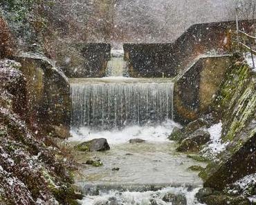 Schneefall, Wasserfall