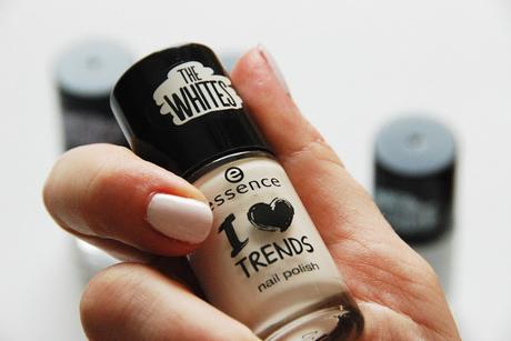 {Preview} Essence - The Whites - The Porcelains - Nagellacke
