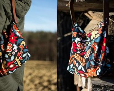 Tasche mit Lederriemen aus altem Gürtel