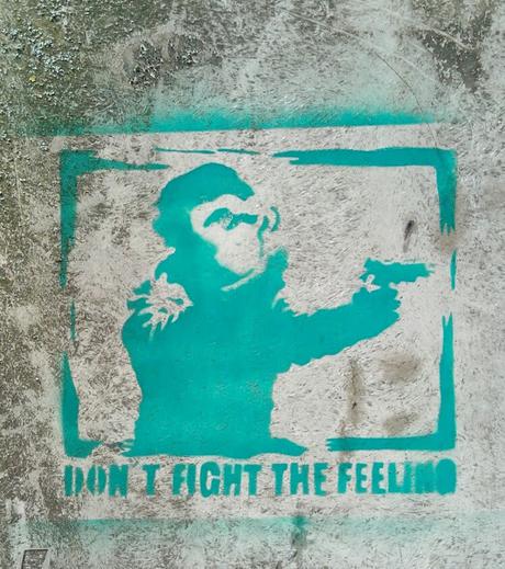 don´t fight the feeling Stencil in Bremen