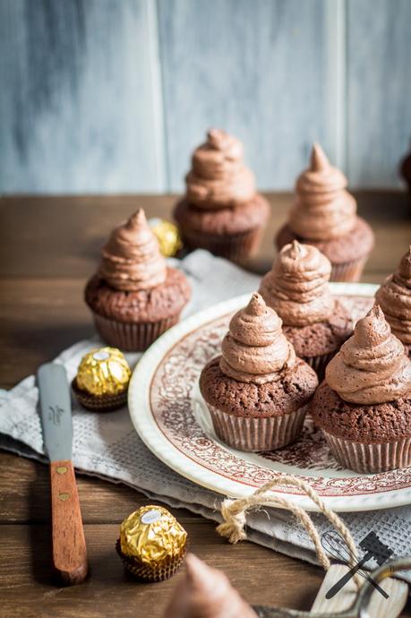 Chocolate & Ferrero Rocher Cupcakes (6)