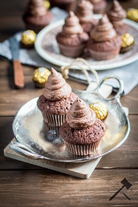 Chocolate & Ferrero Rocher Cupcakes (5)