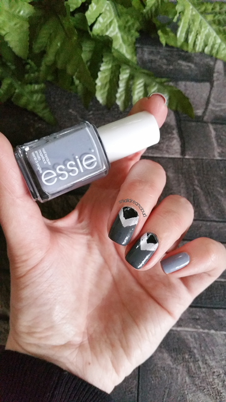 essence_cut_out_notd_2