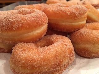 Zucker-Zimt Donats /Doughnuts