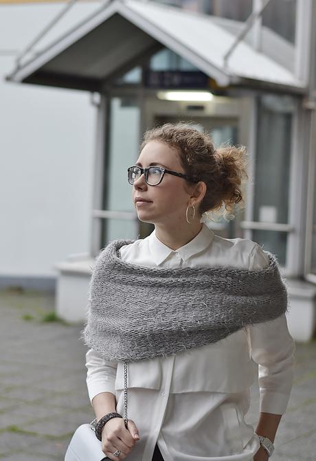 Outfit: Long blouse, Overknees and mini bag, Kationette, Fashionblog, Modeblog, Streetstyle