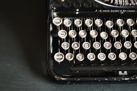 Blog + Fotografie by it's me - fim.works - Ideal B, Tastatur mechanische Schreibmaschine
